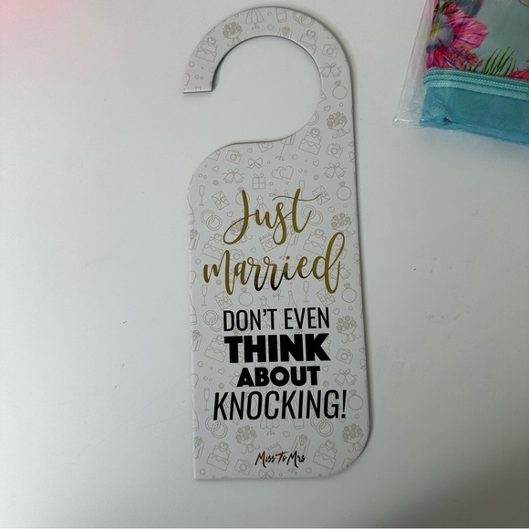 Miss to Mrs “honeymooners” Bridal subscription box - Picture 10 of 13